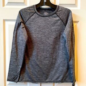 GRAY & BLACK LONG SLEEVE RUNNING SHIRT SIZE MEDIUM
